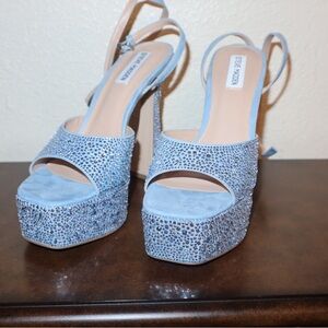 Steve Madden Light Blue Denim Crystal Platform Sandals